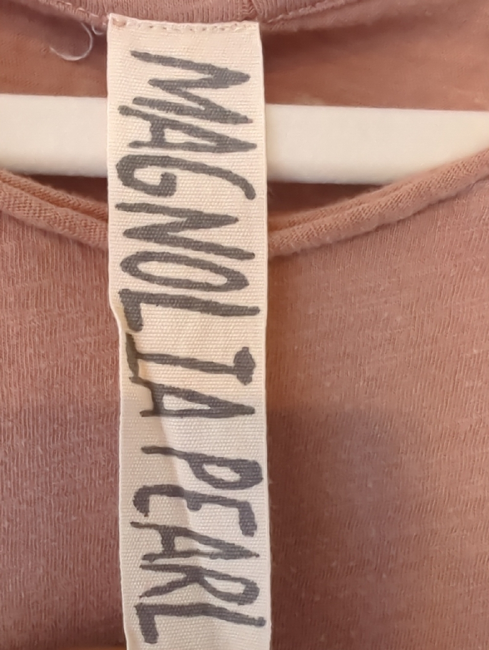 Magnolia Pearl Aloha faded rose knit tee - Picture 2 of 8